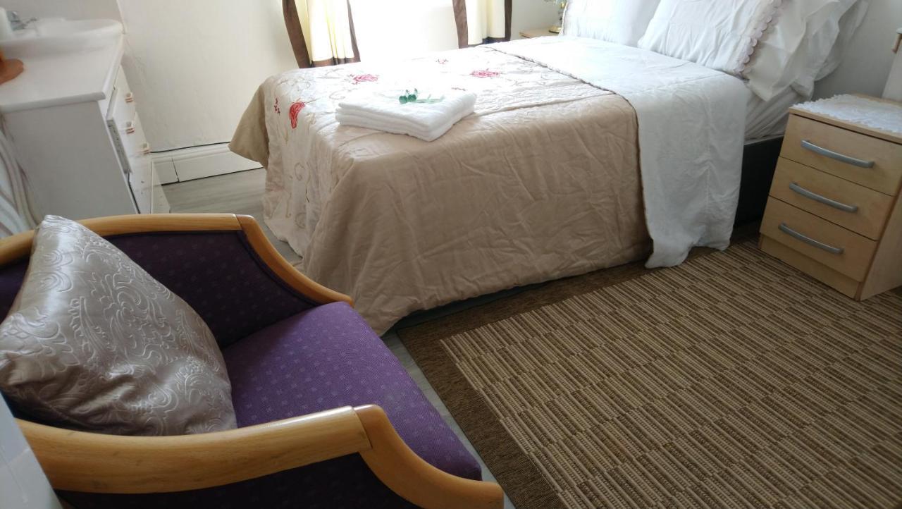 Renovated 4-Bed Home - Sleeps 9 - Parking - Spa Blackpool Eksteriør bilde